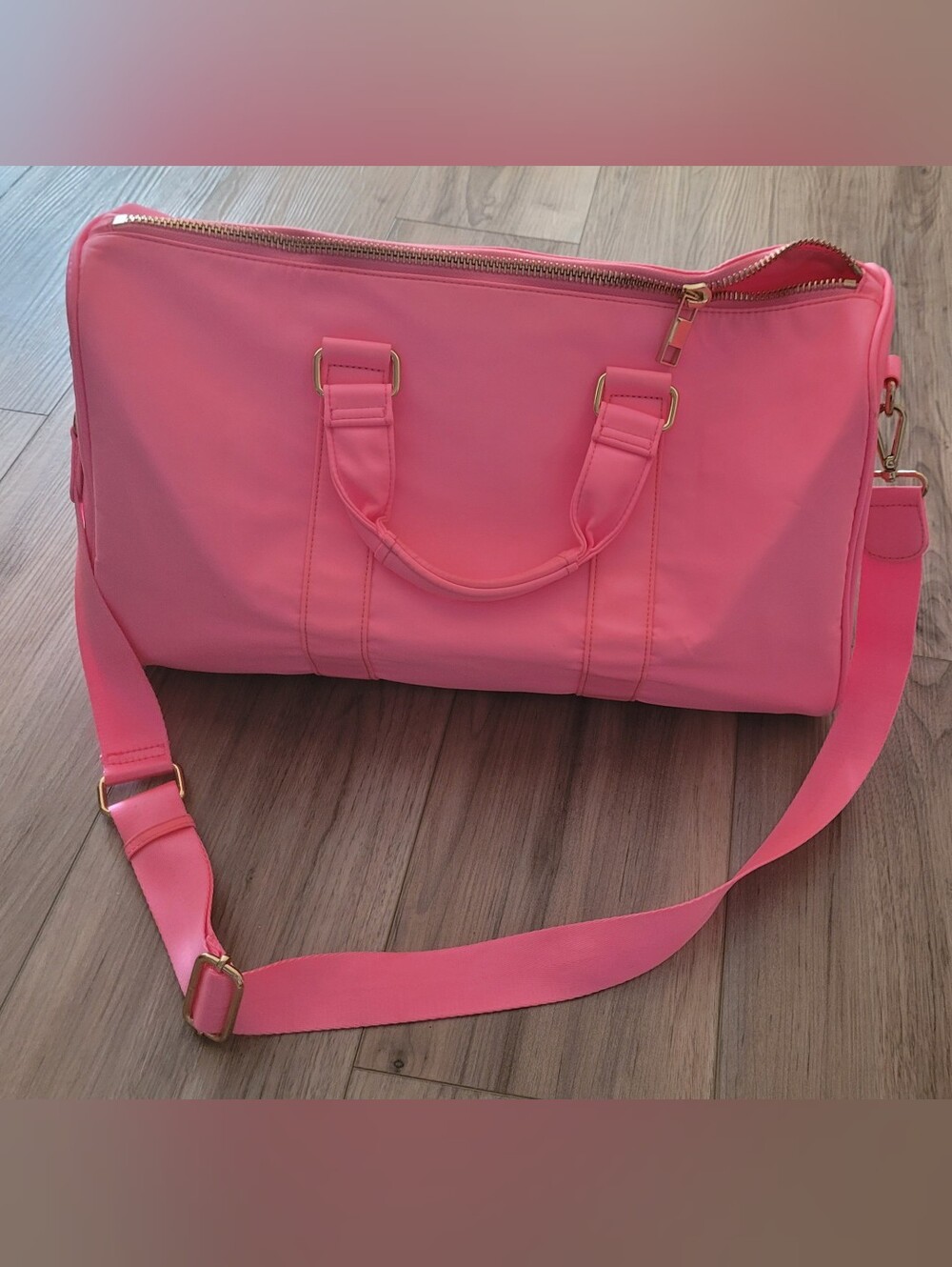 Womans Stony Clover Lane Duffle Bag Pink Preowned.